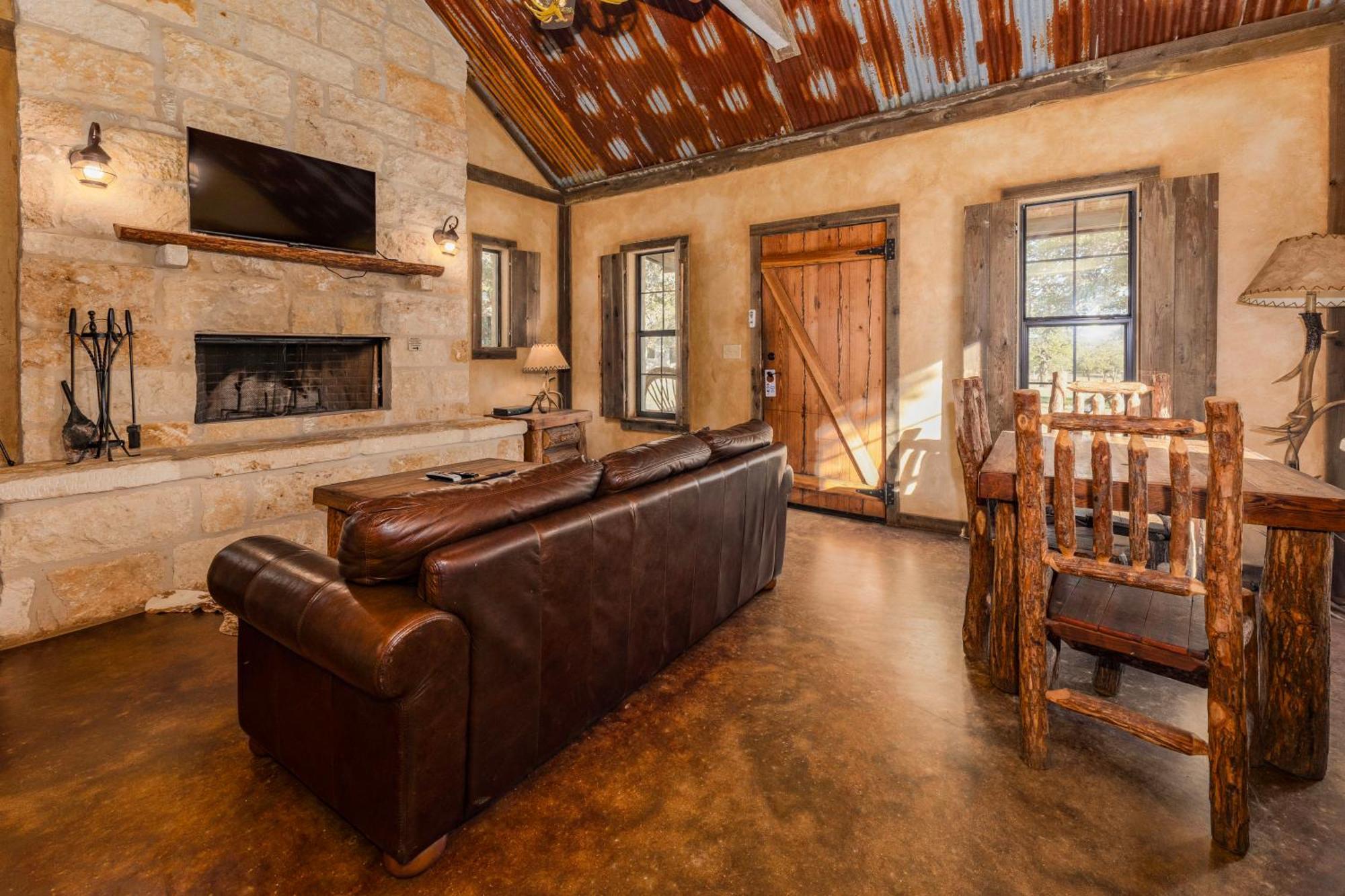 Country Inn Cottages フレデリックスバーグ エクステリア 写真